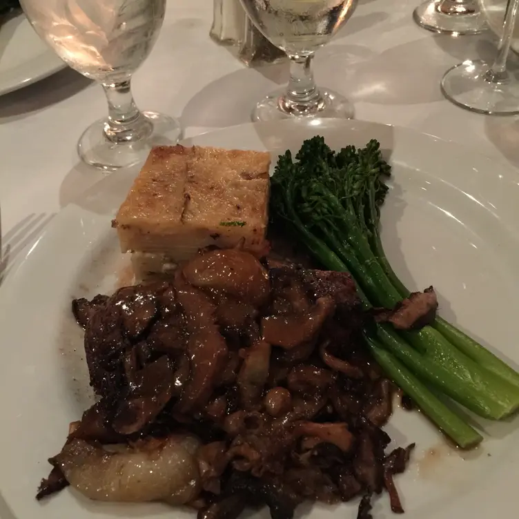 Photo credit: opentable