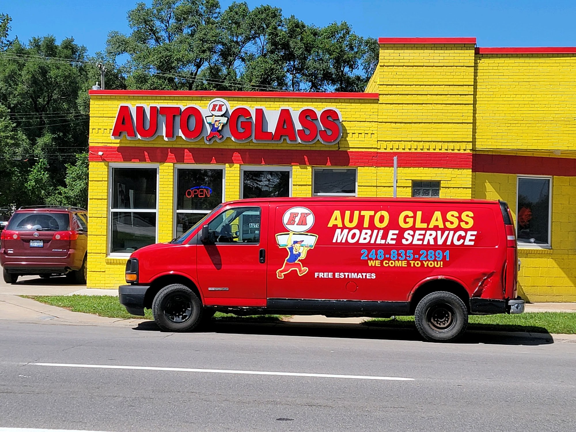 EK Auto Glass Repair Shop
