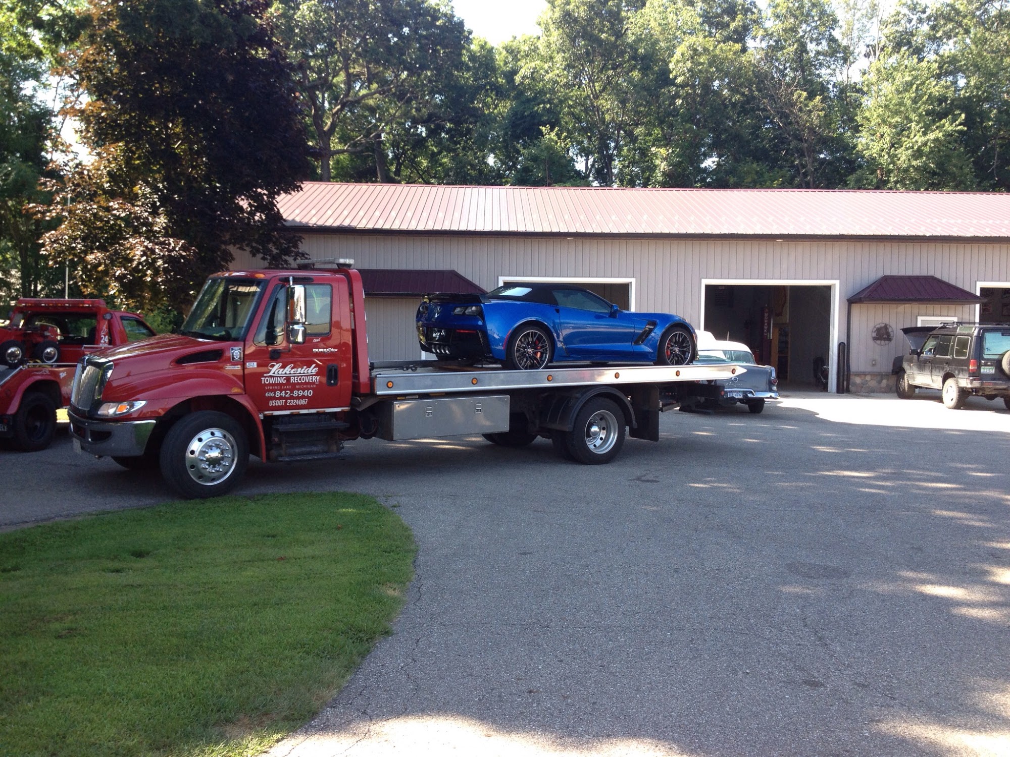 Lakeside Towing & Recovery