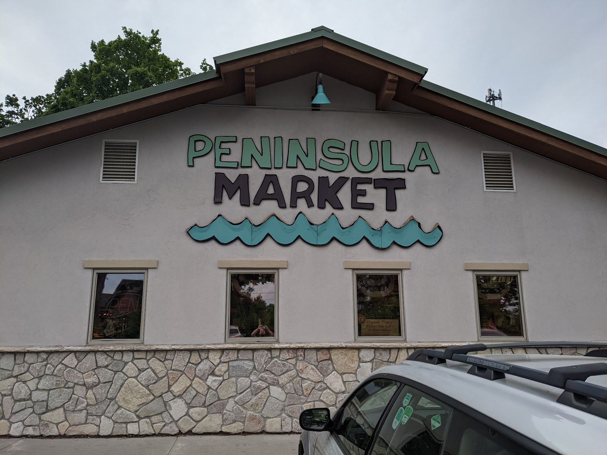 Peninsula Market