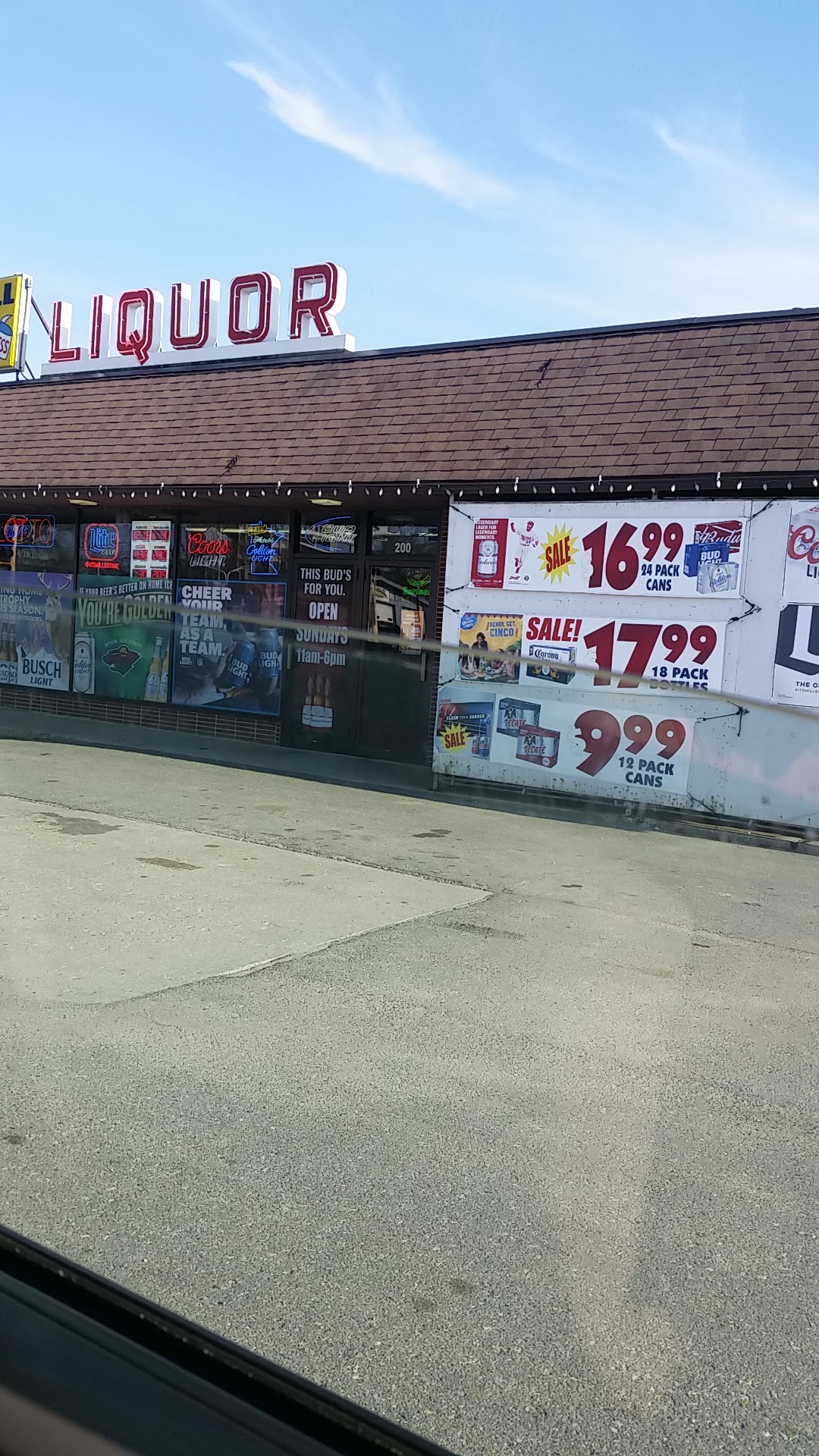 Bell Liquor Store