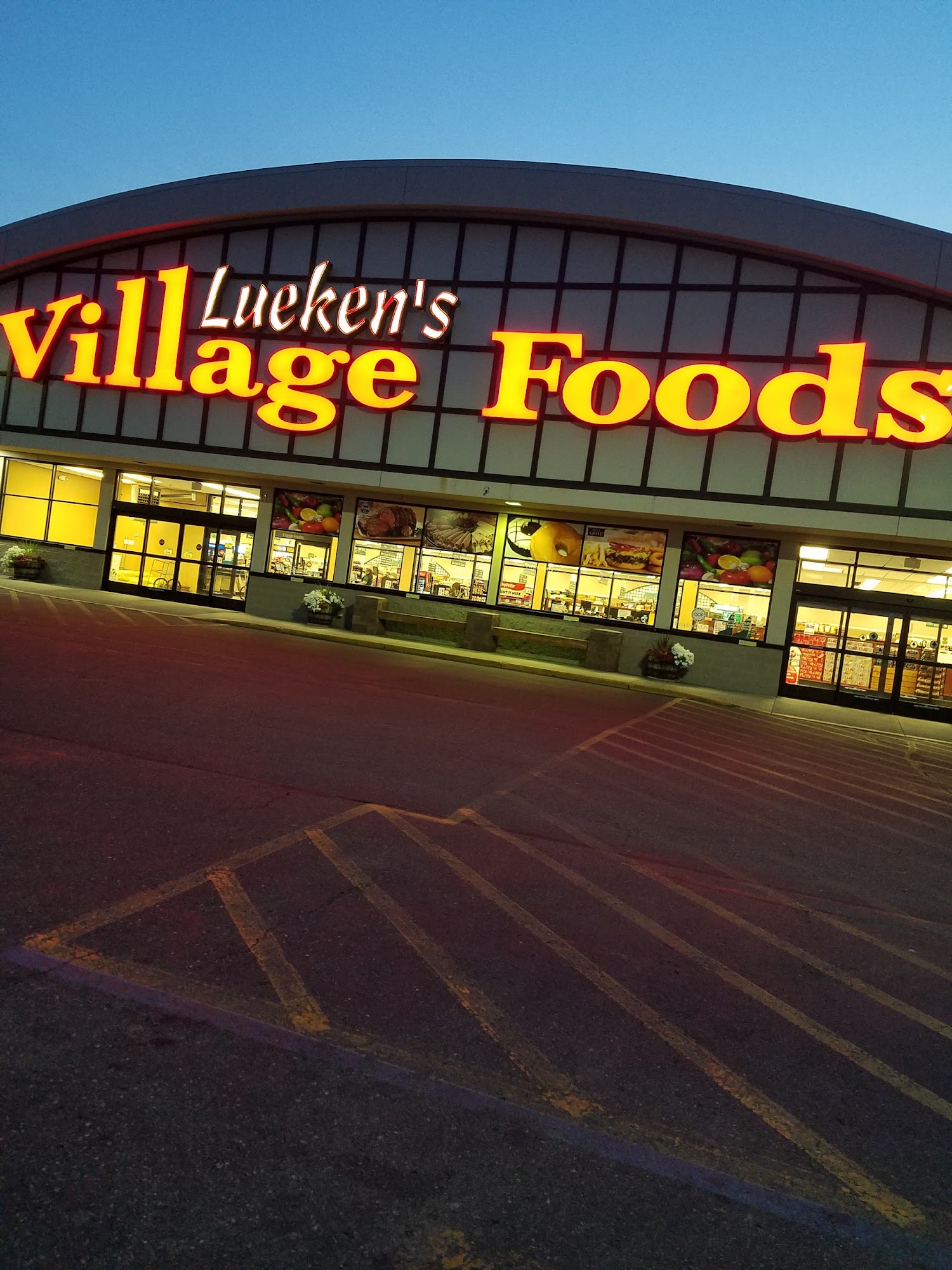Lueken's Village Foods-South