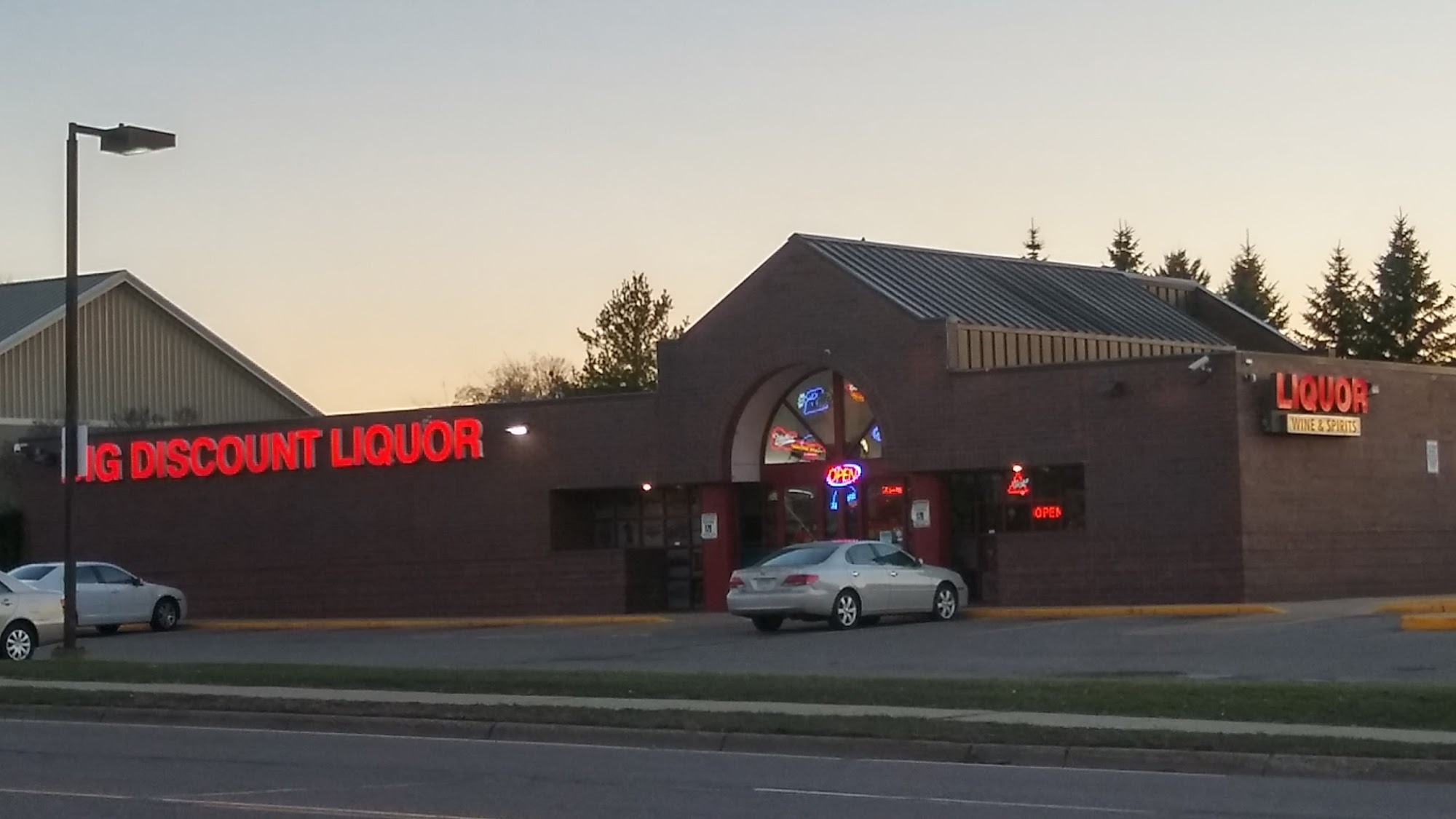 Big Discount Liquor