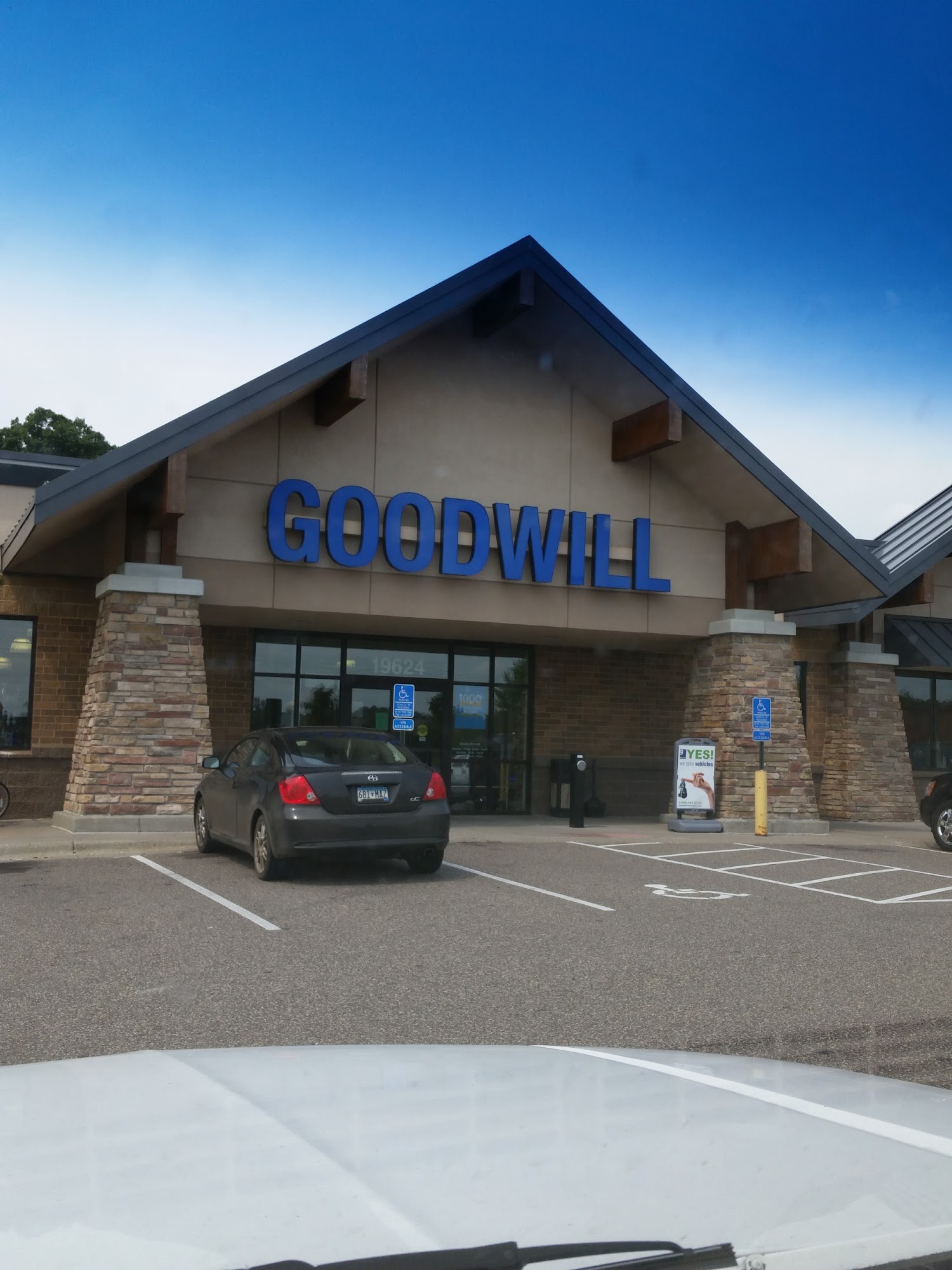 Goodwill - Elk River