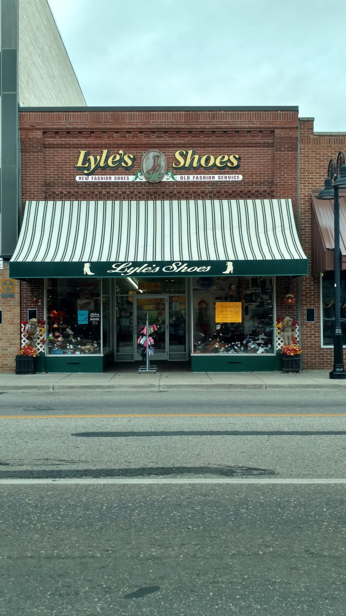 Lyle's Shoes