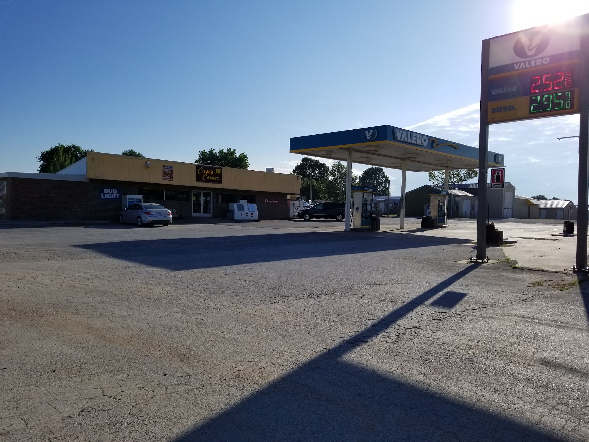 Case's Corner travel center, free truck parking with diesel fuel fill up