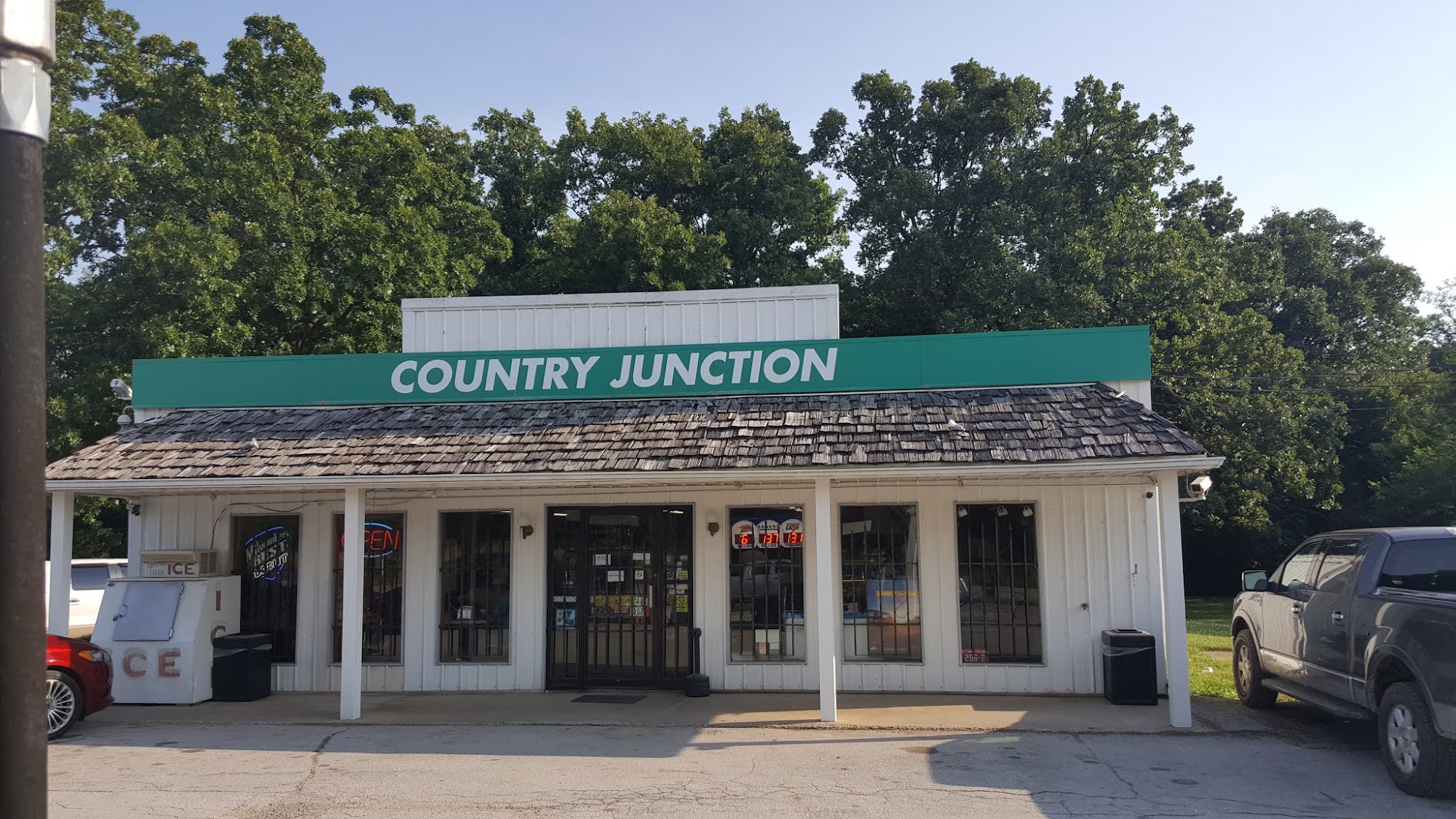 Country Junction