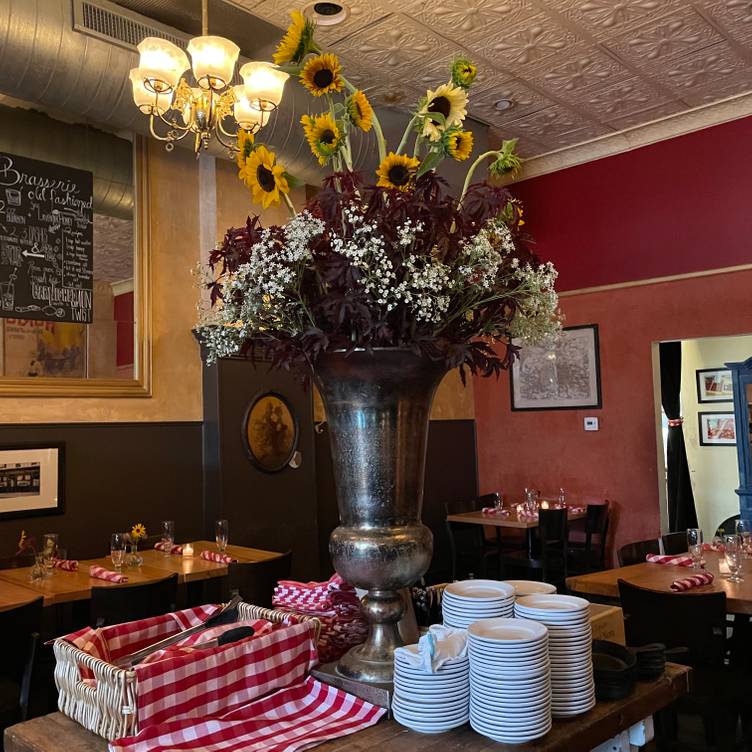 Photo credit: opentable