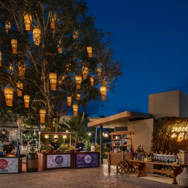 Photo credit: opentable
