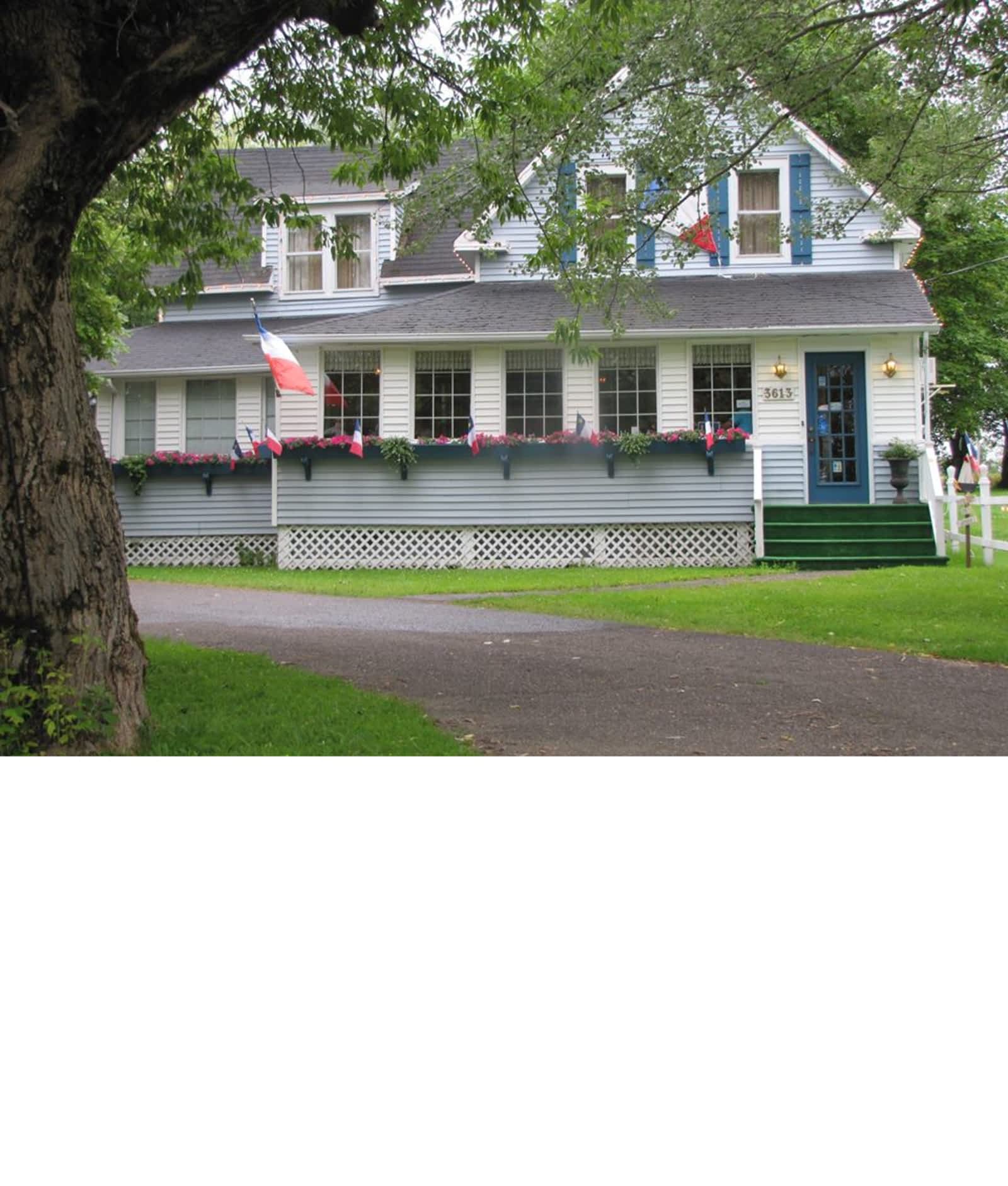 Photo credit: yellowpages.ca
