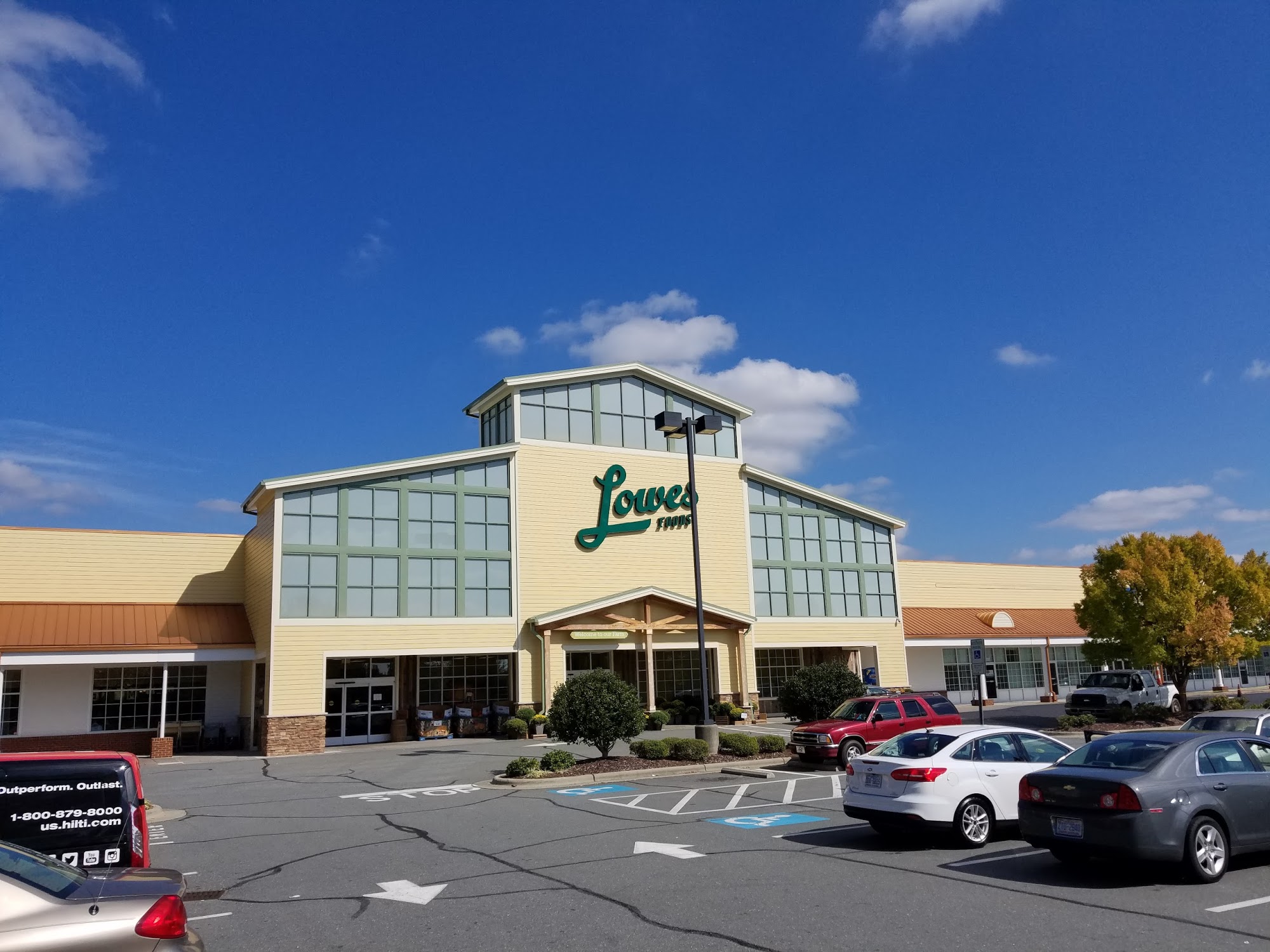 Lowes Foods of Bermuda Run