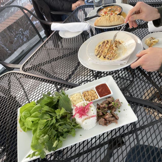 Photo credit: opentable