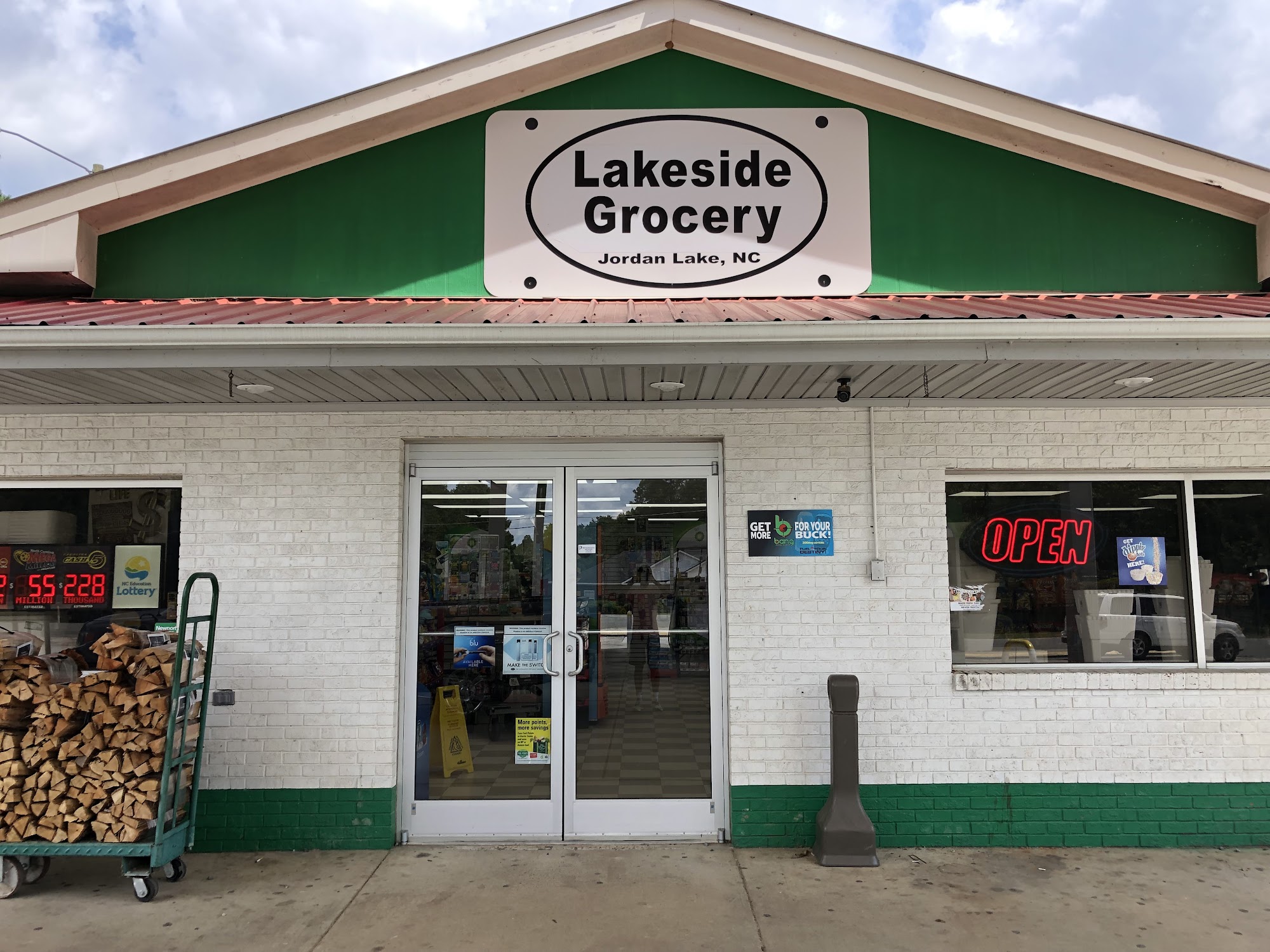 Lakeside Grocery