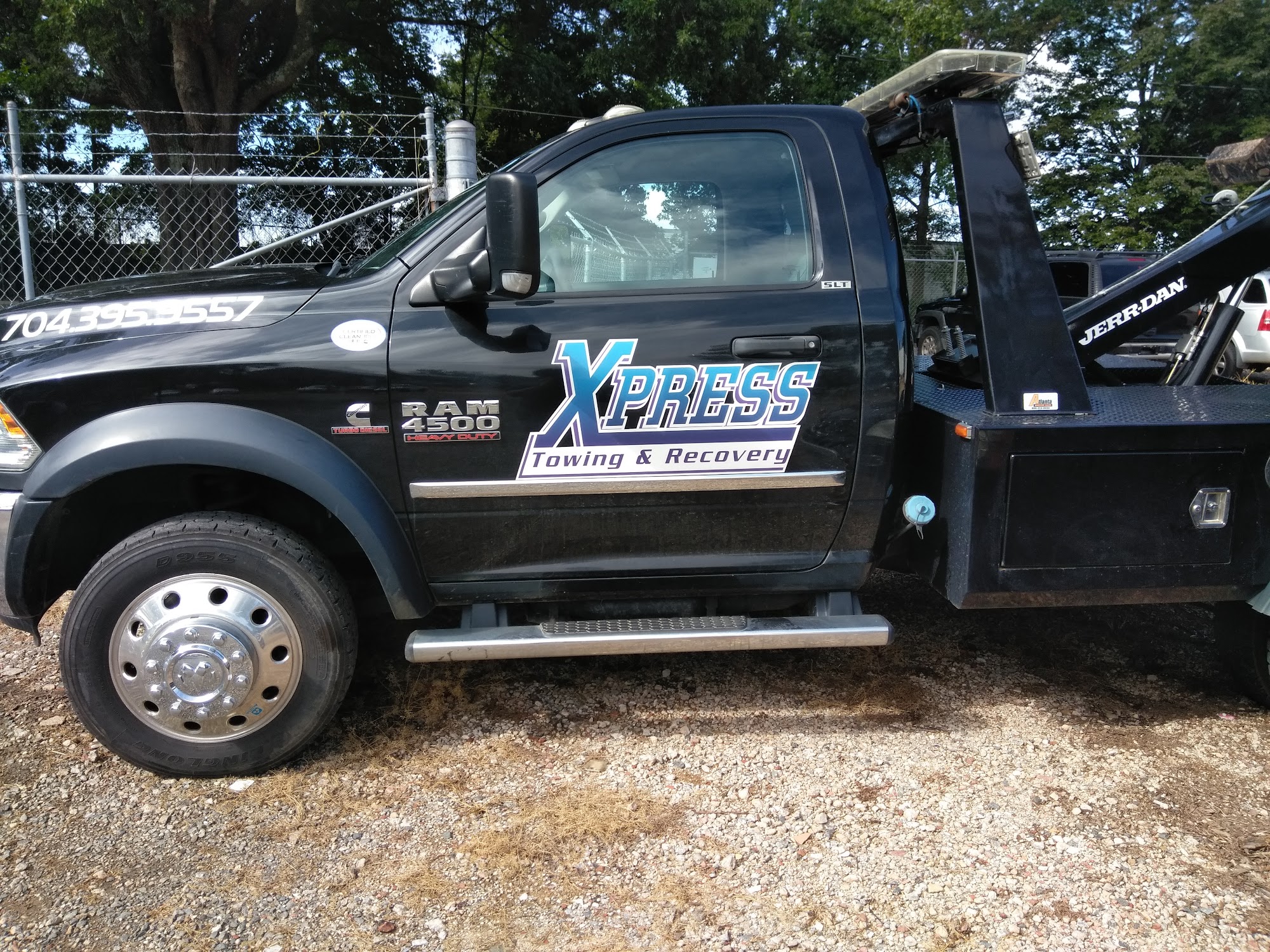 Xpress Towing & Recovery