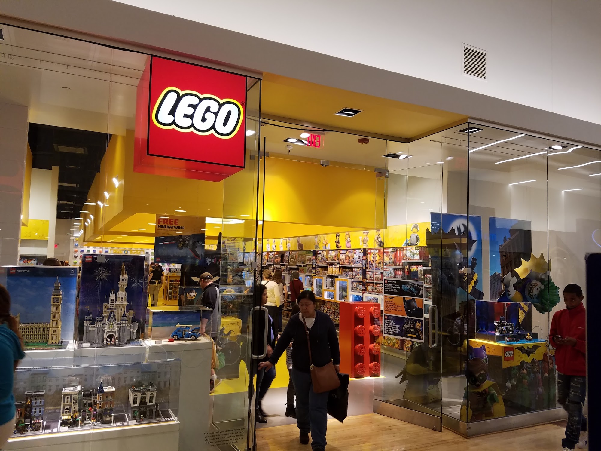 The LEGO® Store Concord Mills