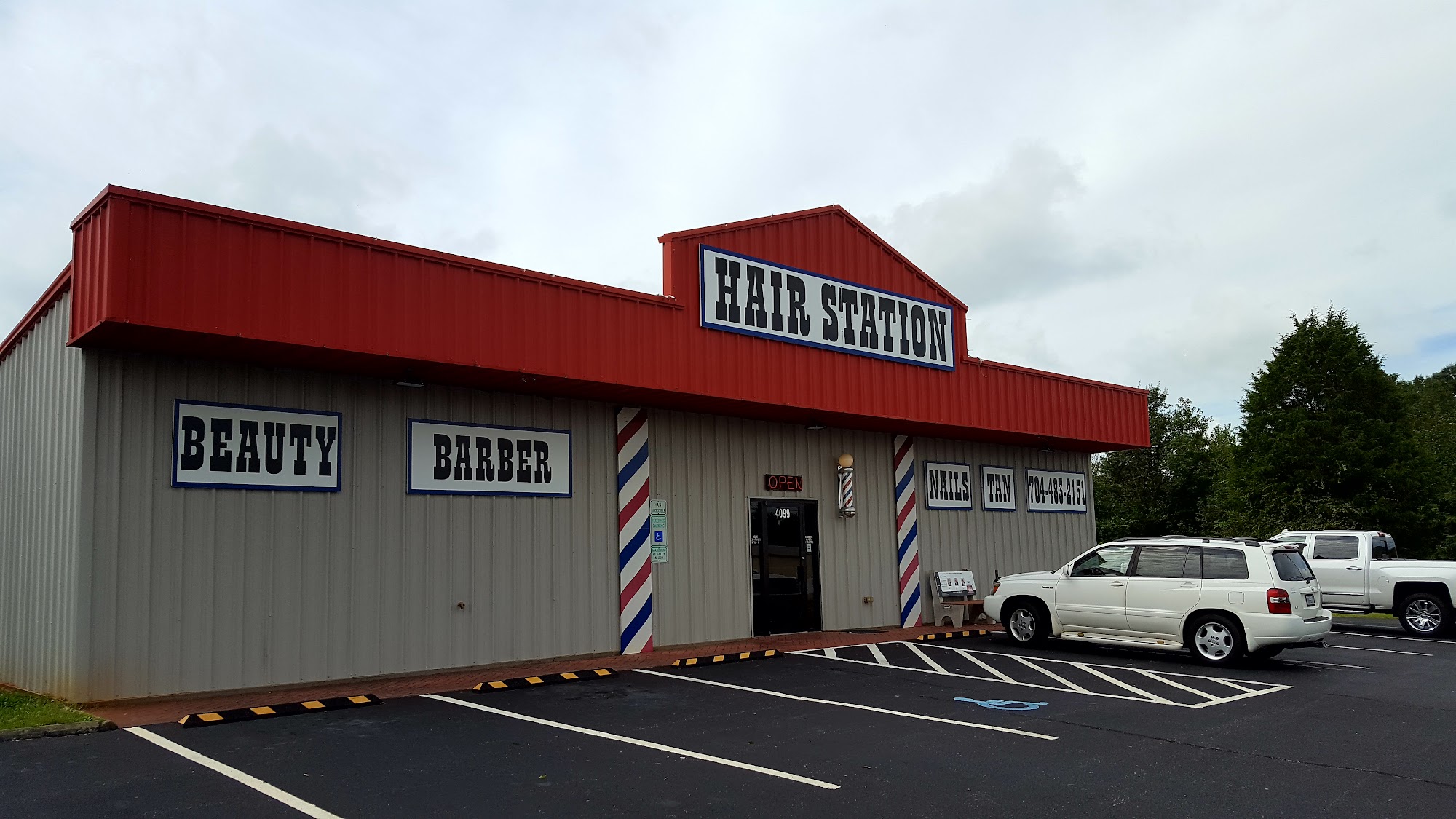 Hair Station