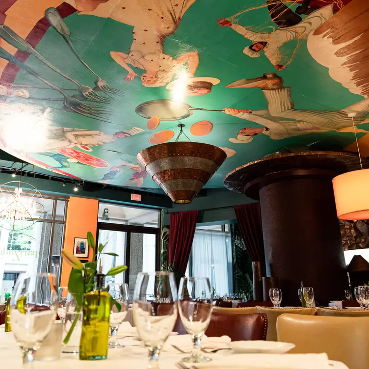 Photo credit: opentable