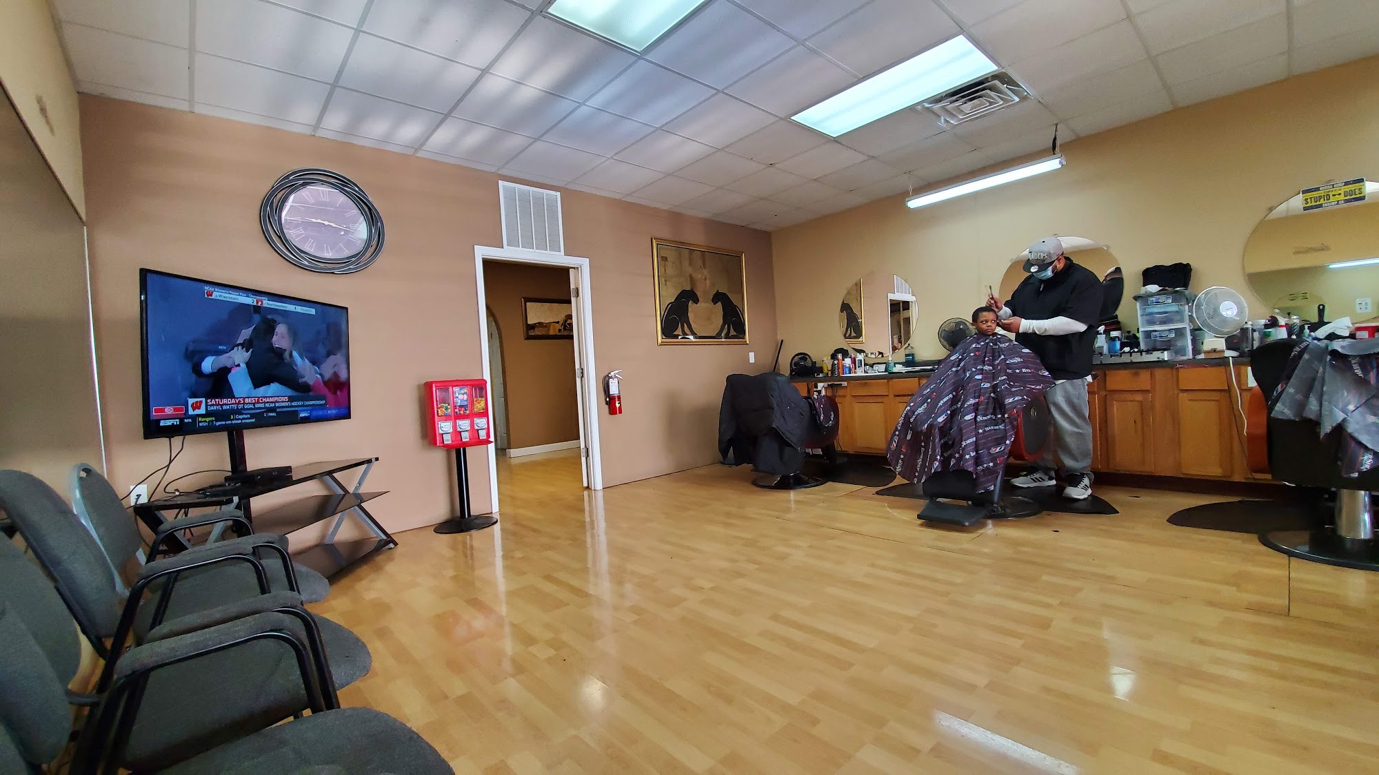 Profiles Barbershop & Hair-styling