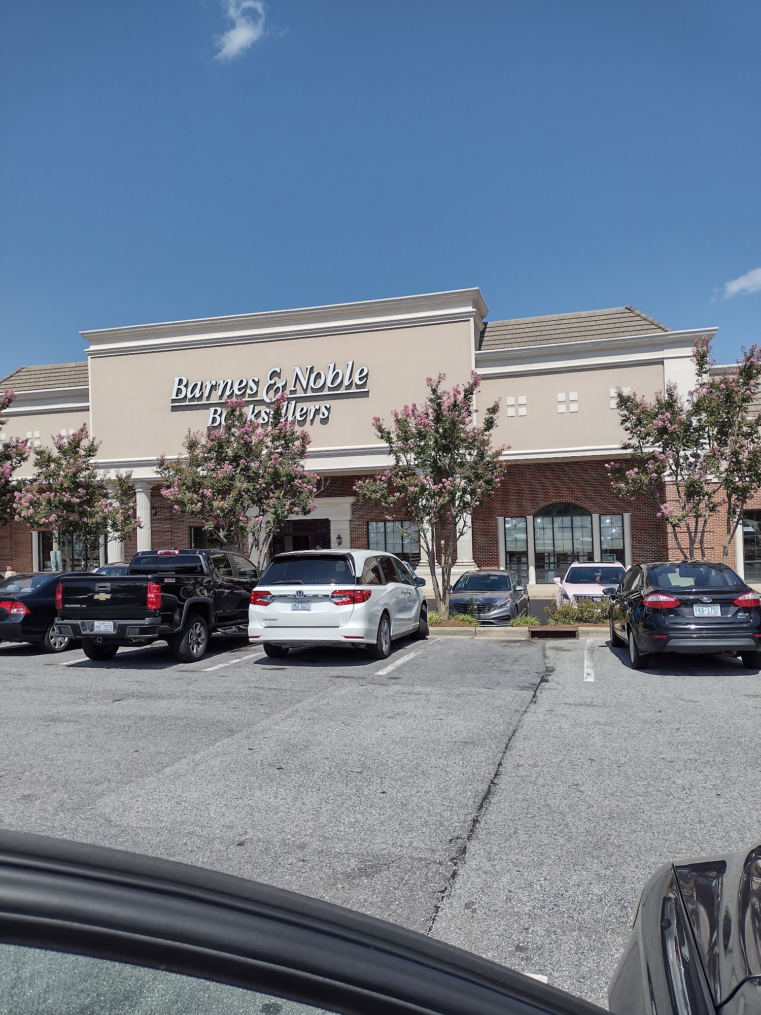 Barnes And Noble In Greensboro Nc BARNES & NOBLE - Friendly Center, 3102 Northline Ave, Greensboro NC