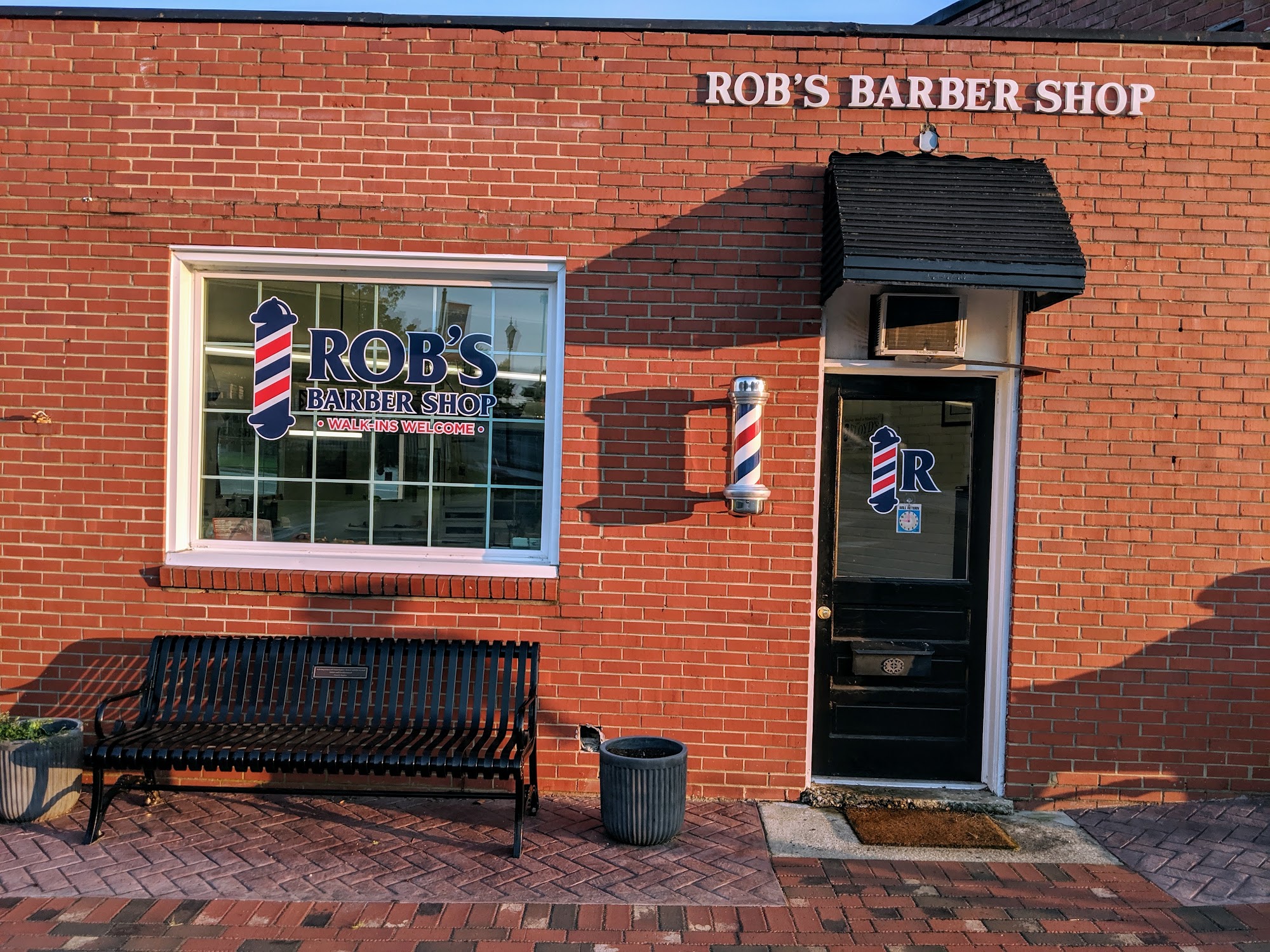 Rob's Barber Shop