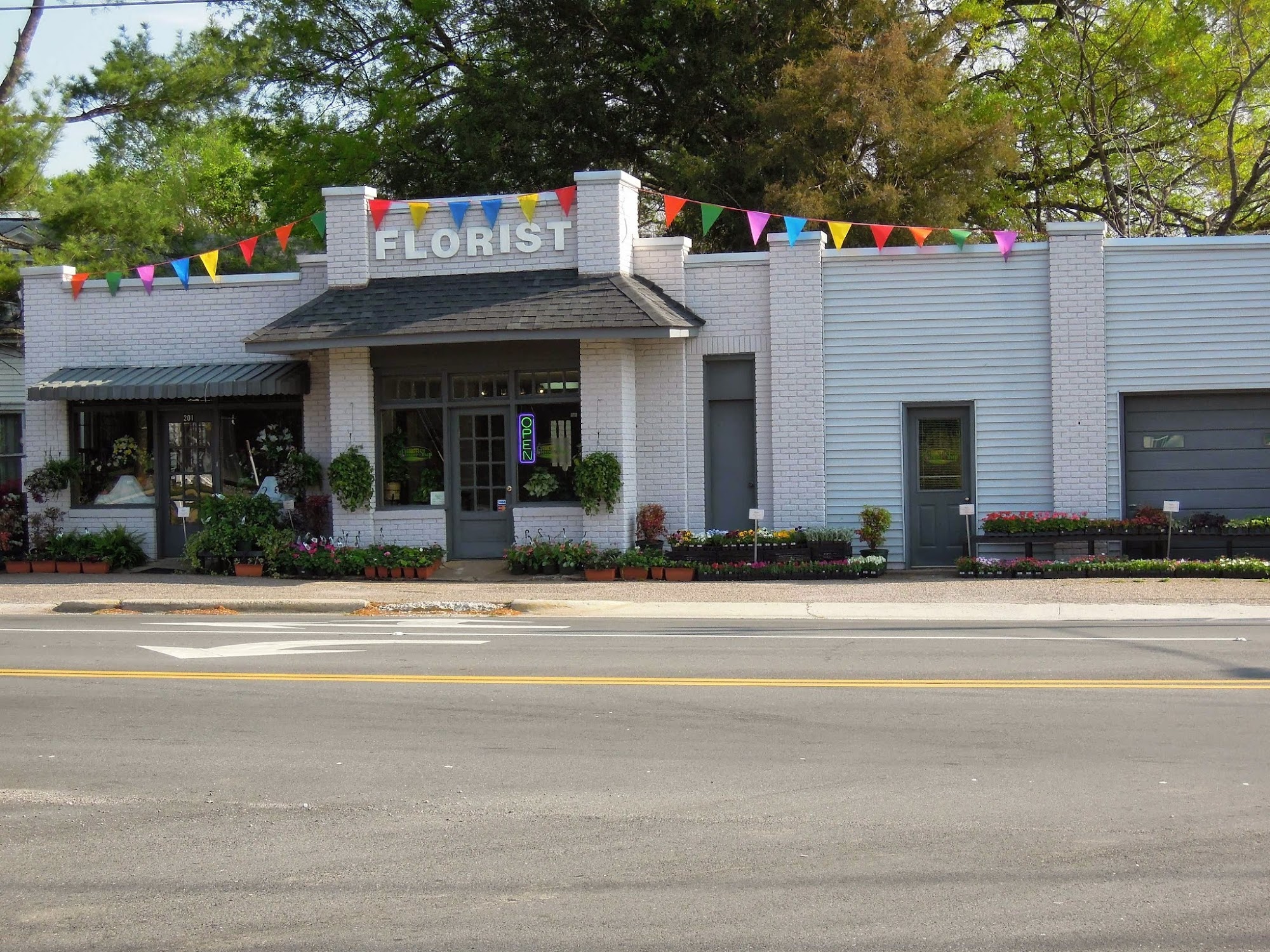 Garrett's Flower Shop