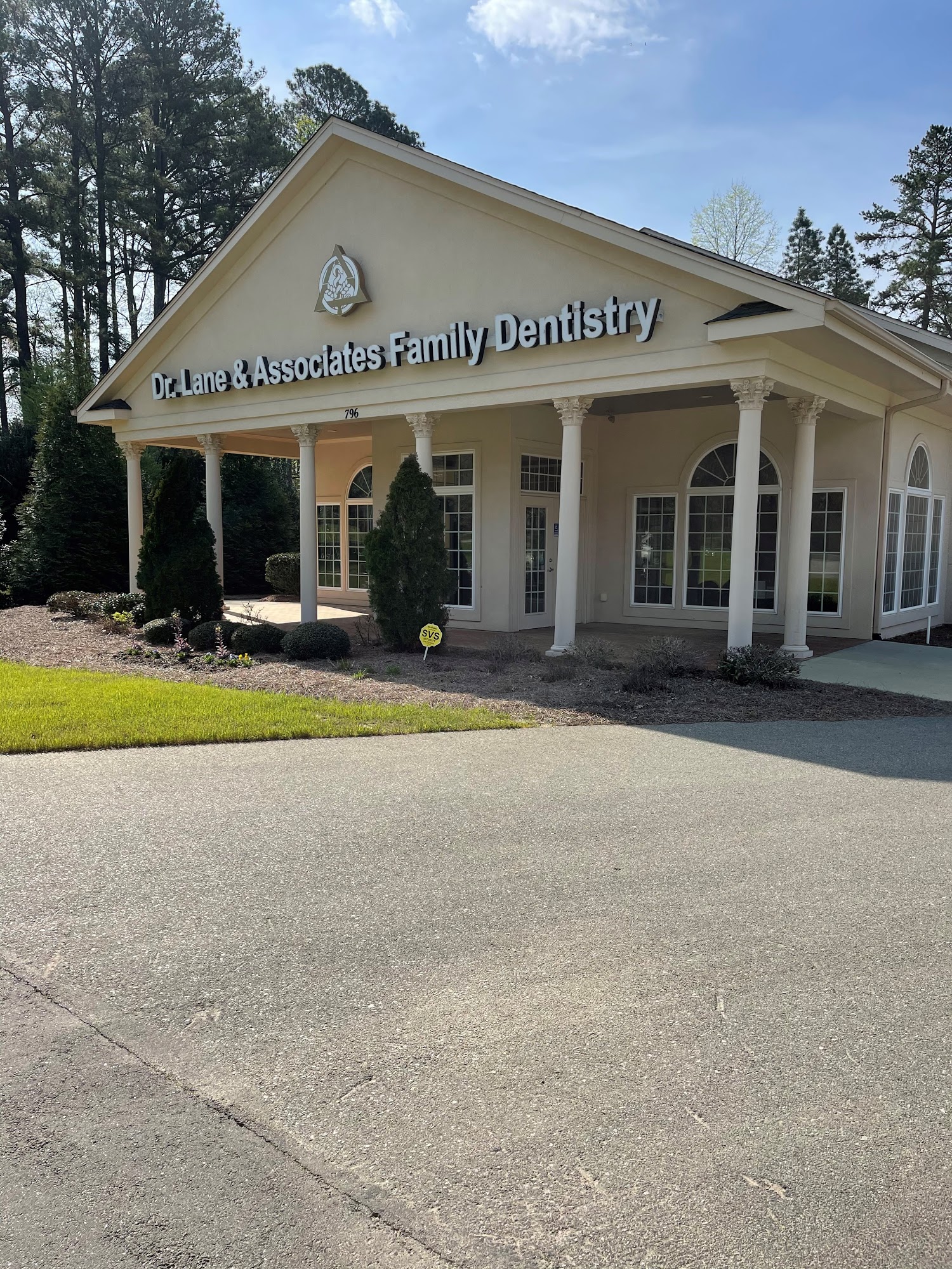 Lane & Associates Family Dentistry - Pittsboro