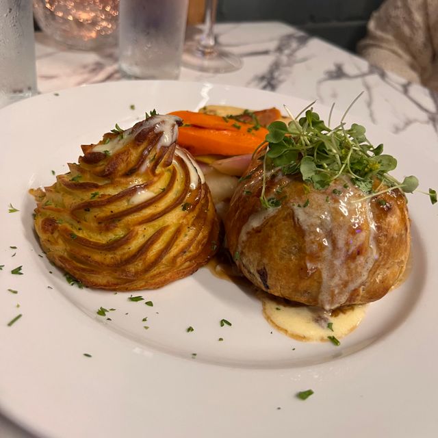 Photo credit: opentable