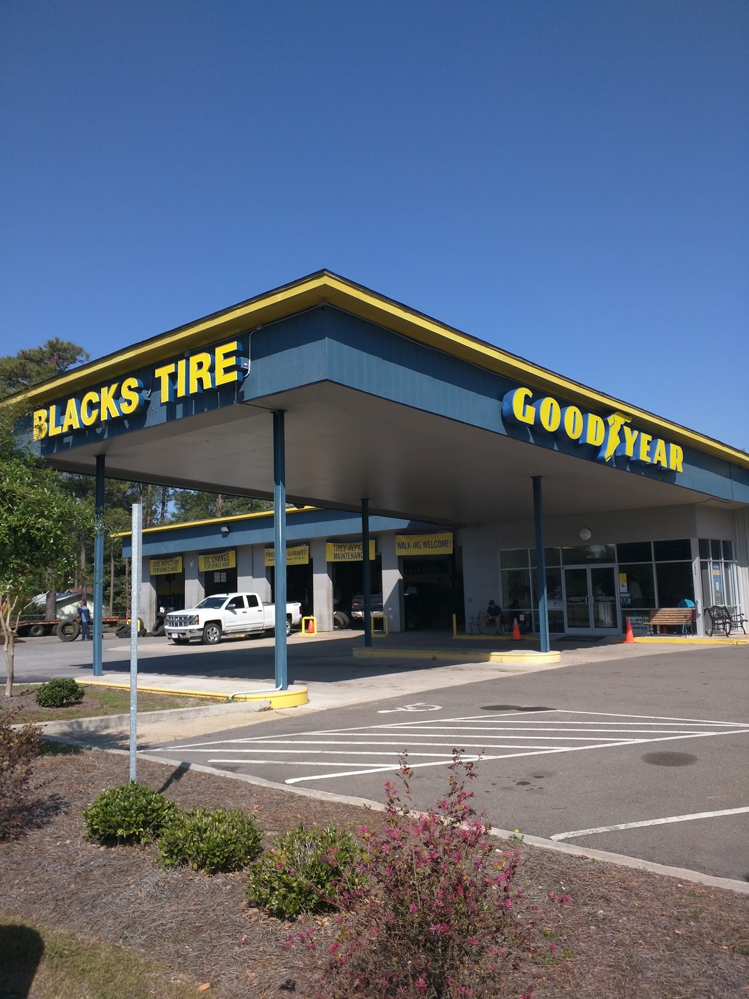 Black's Tire & Auto Service