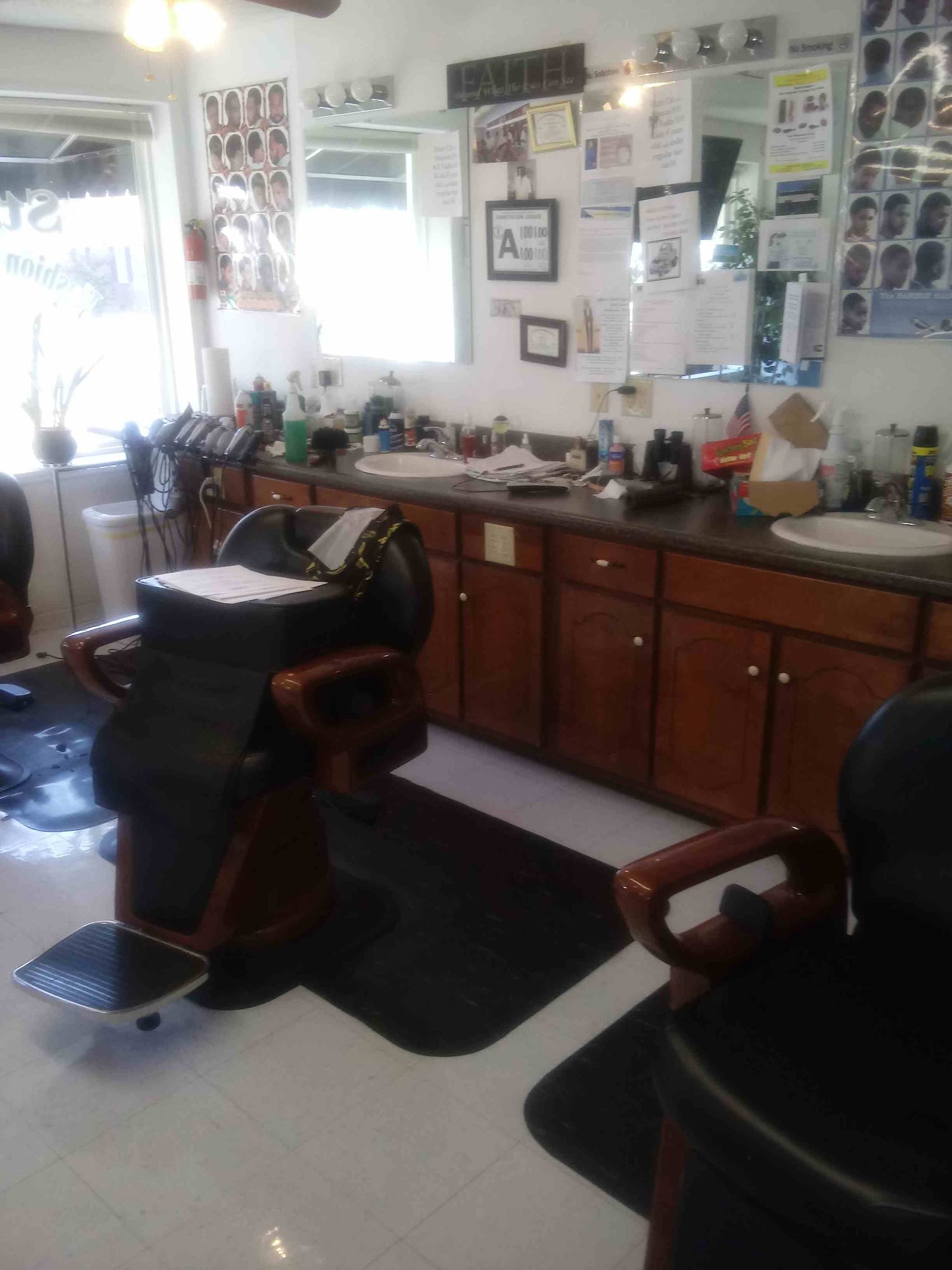 Staton's Barber Shop 1048 W St James St # A, Tarboro North Carolina 27886