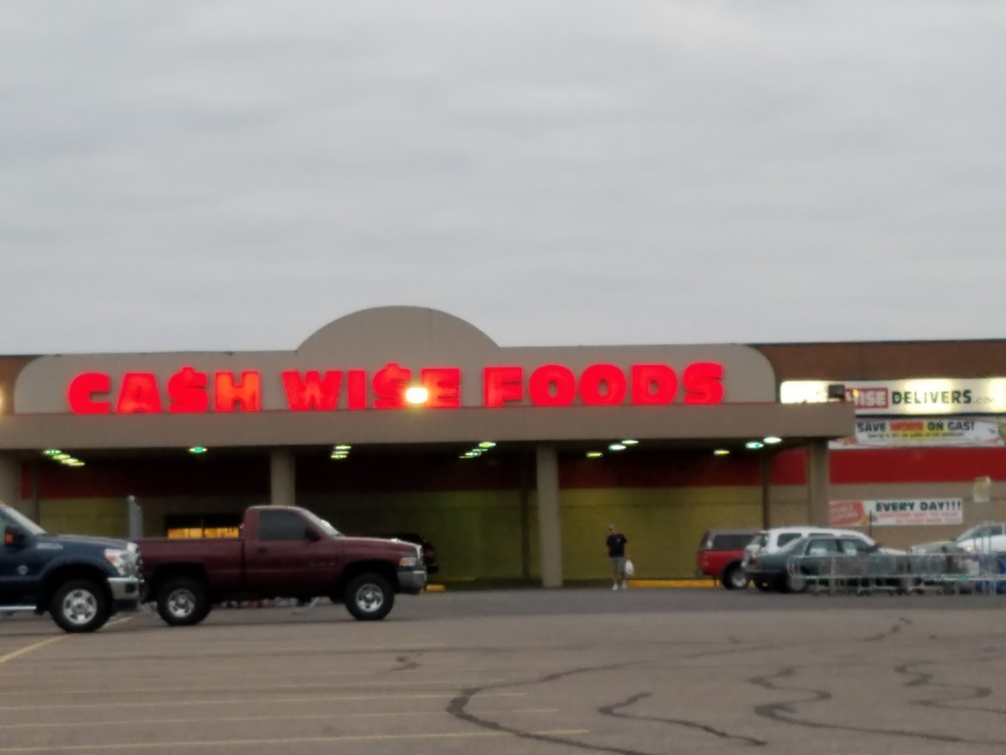 Cash Wise Liquor Store Fargo