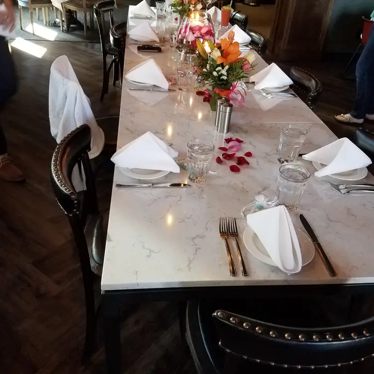 Photo credit: opentable