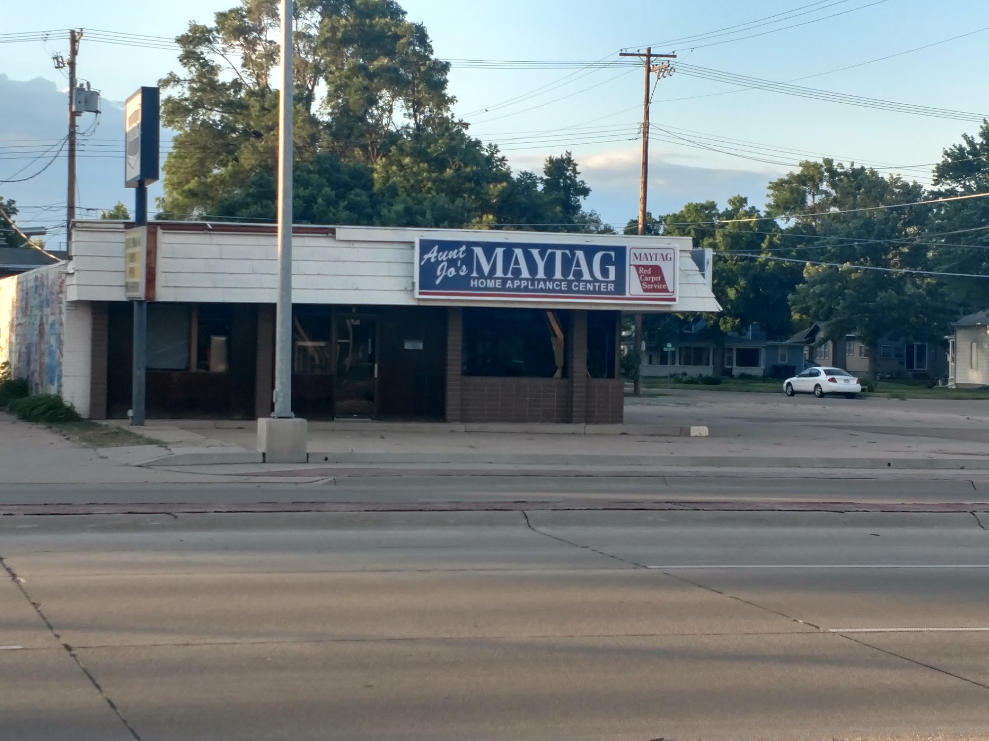 Aunt Jo's Maytag-Home Appliance Center
