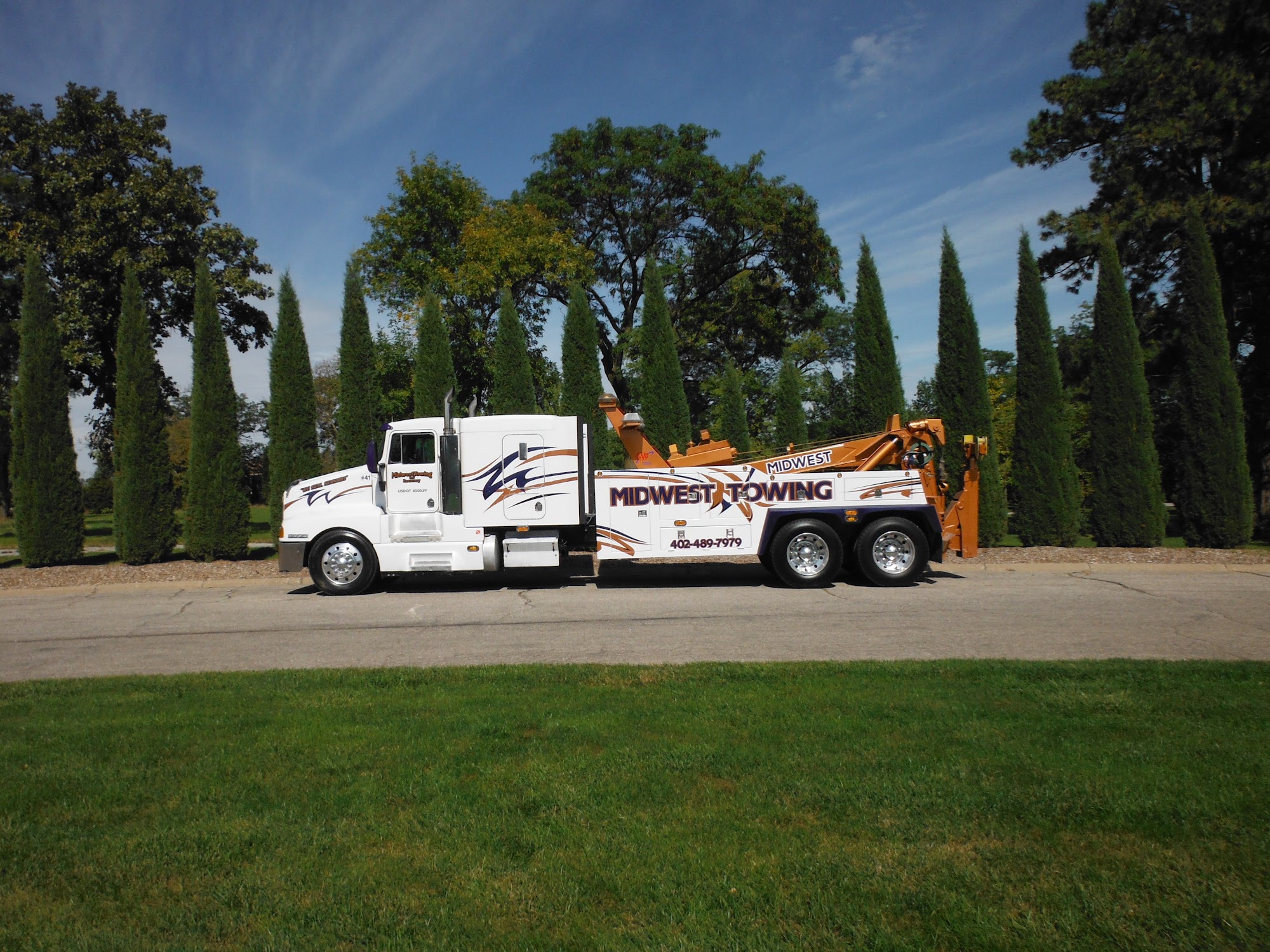 Midwest Towing and Recovery West