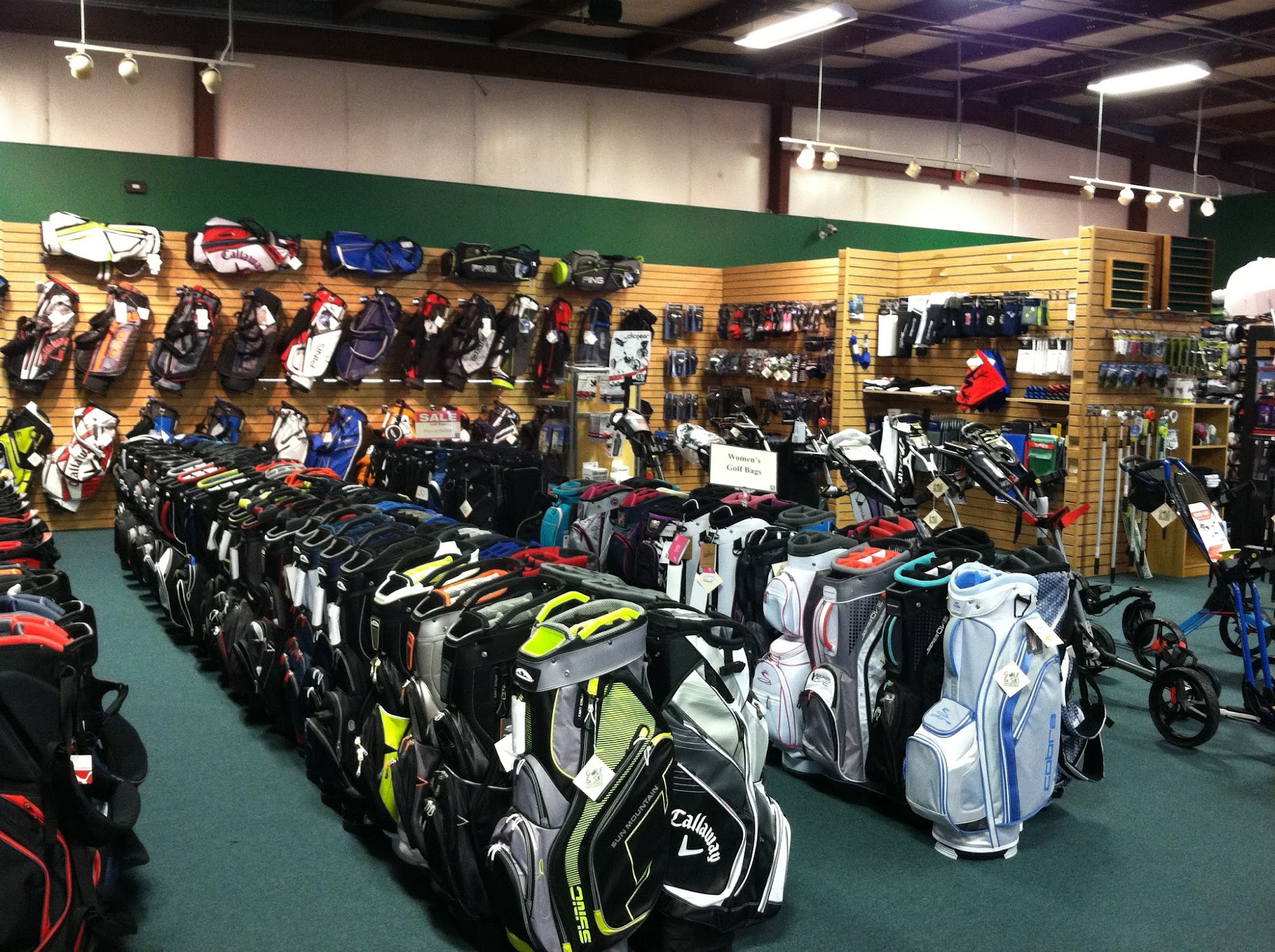 Golf & Ski Warehouse