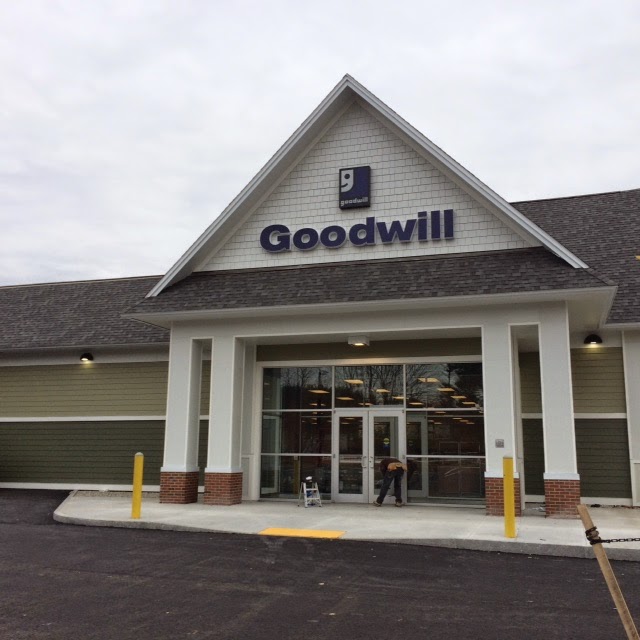 Goodwill Store: Somersworth