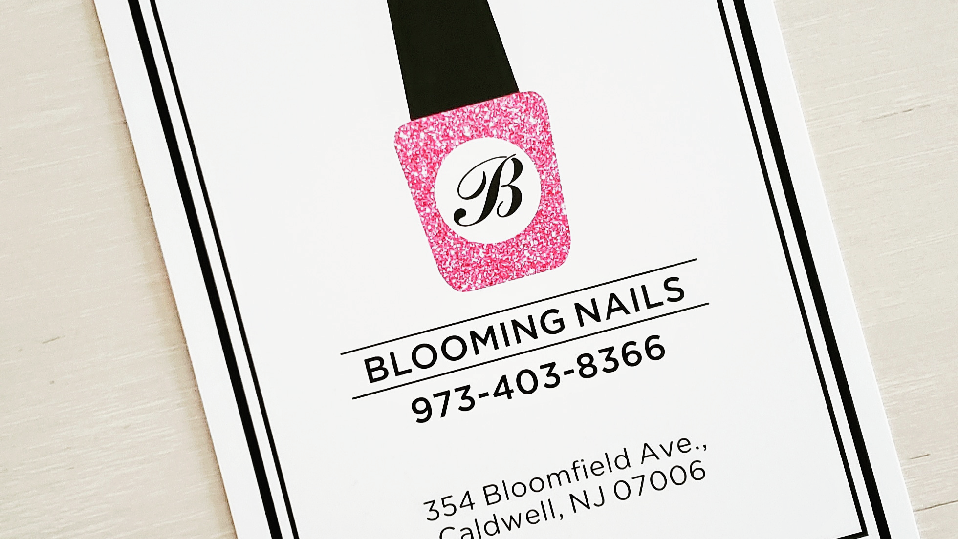 Blooming Nails