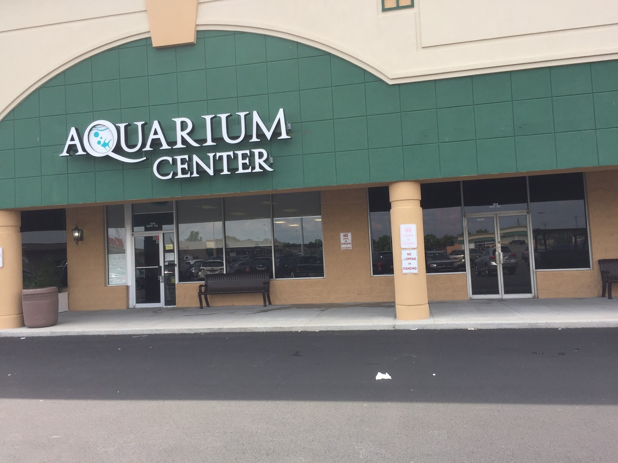 Aquarium Center