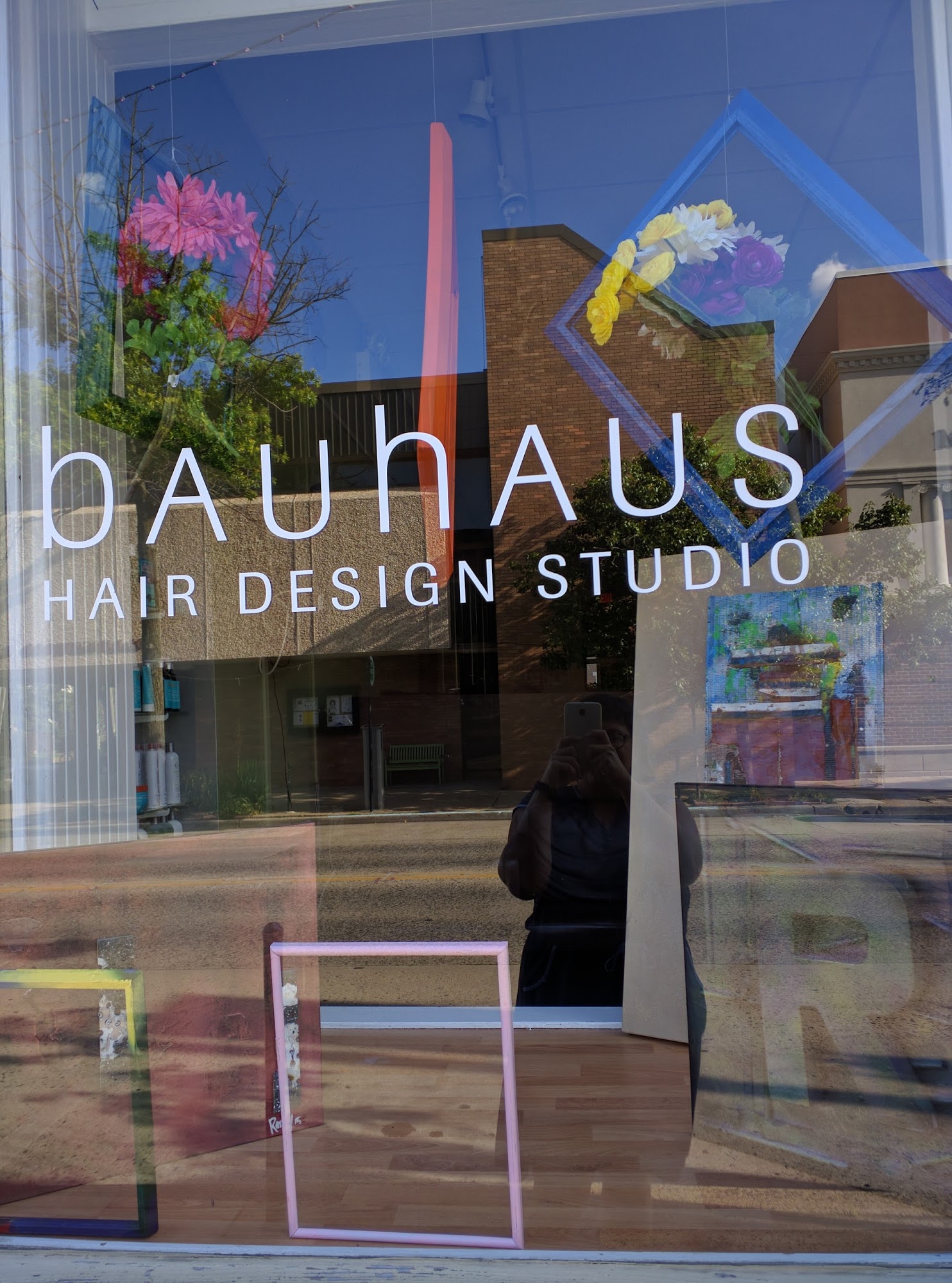 Bauhaus Hair Salon