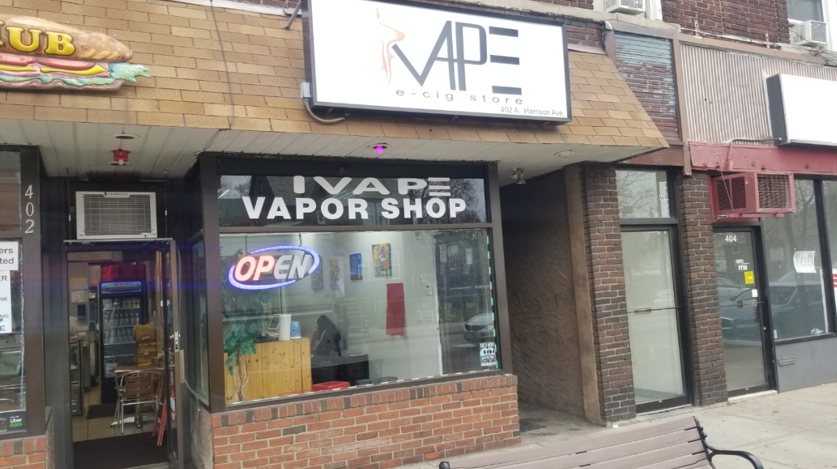 iVape Smoke Shop