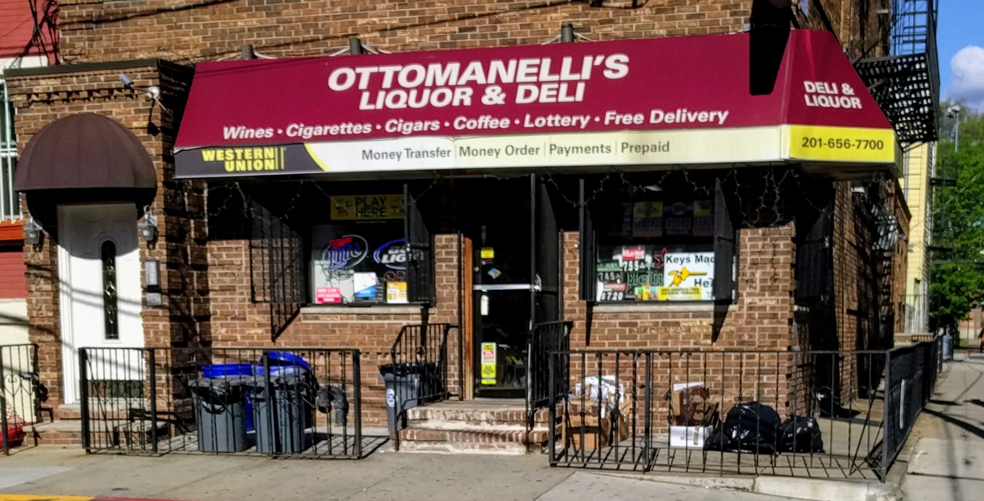 Ottomanelli's Liquor Store