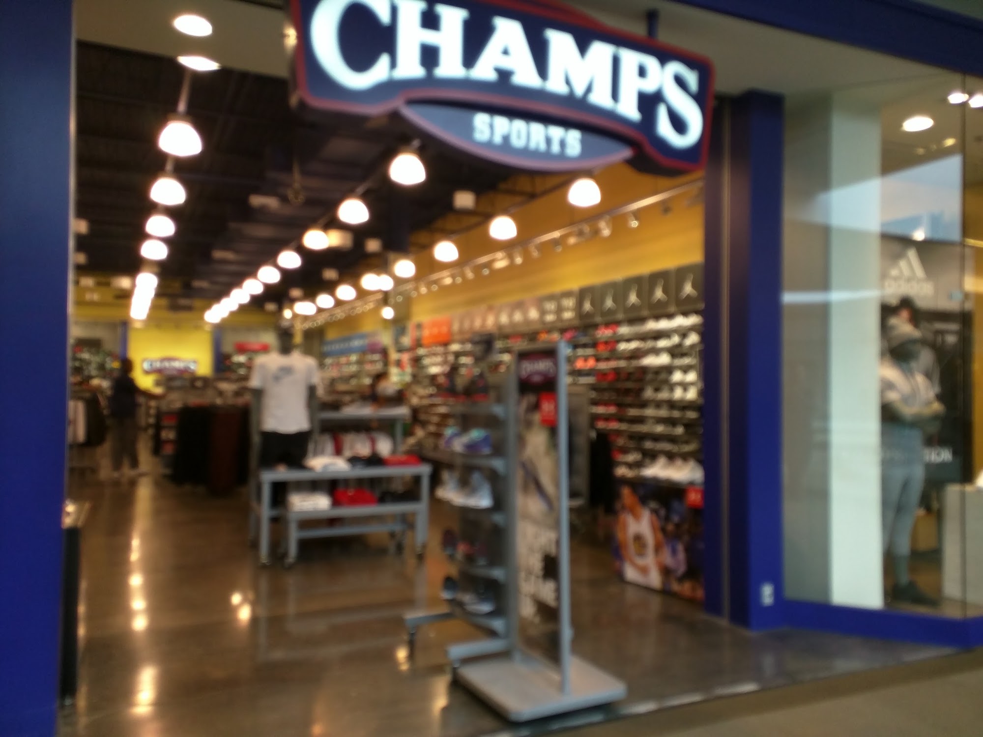 Champs Sports