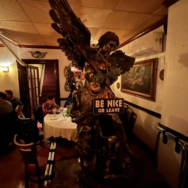 Photo credit: opentable