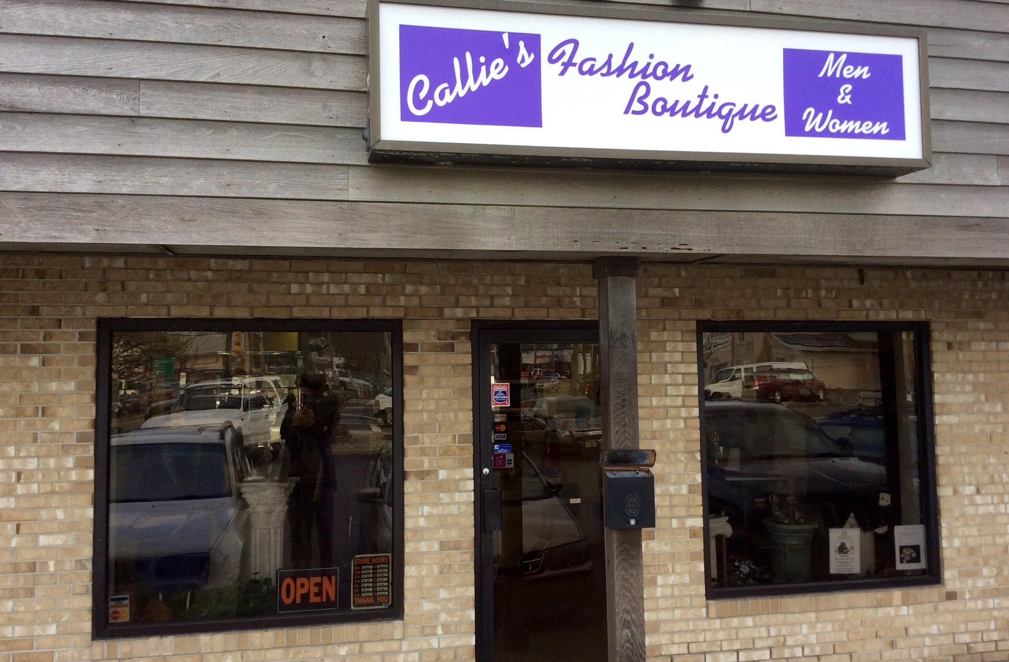 Callie and Gibbs Wonderful Fashion Boutique