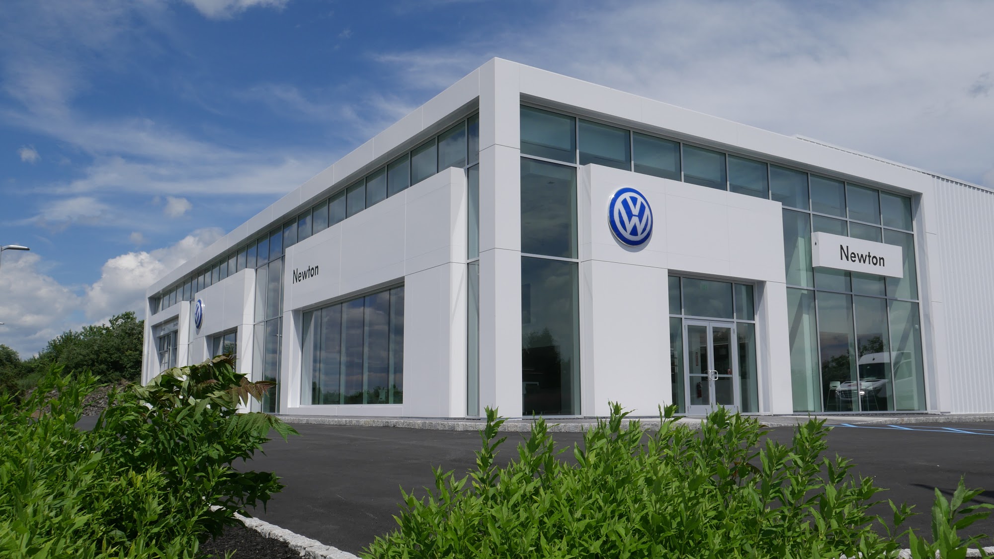 Volkswagen World of Newton