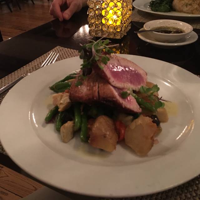 Photo credit: opentable