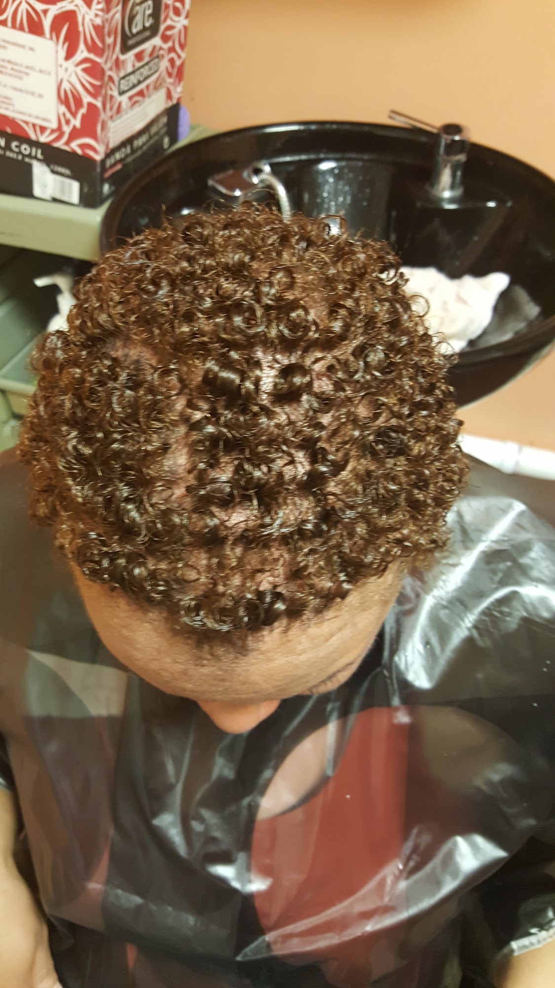 Jah Natural Unisex Hair Salon
