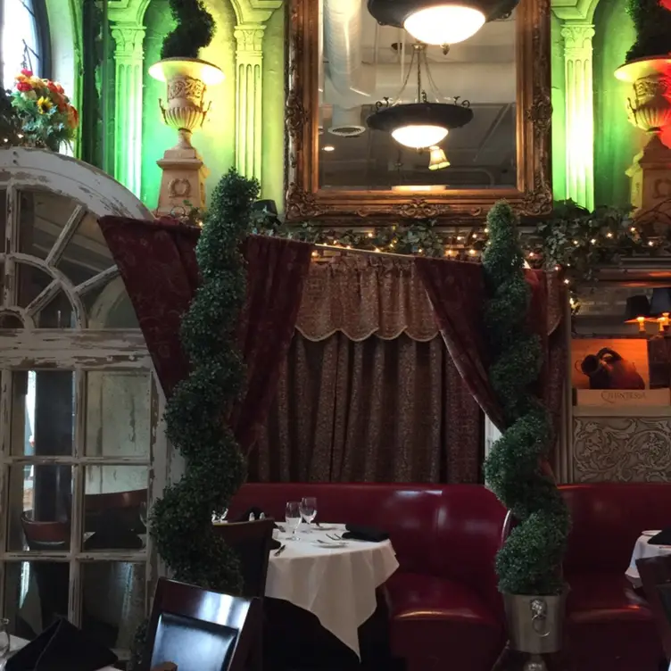 Photo credit: opentable