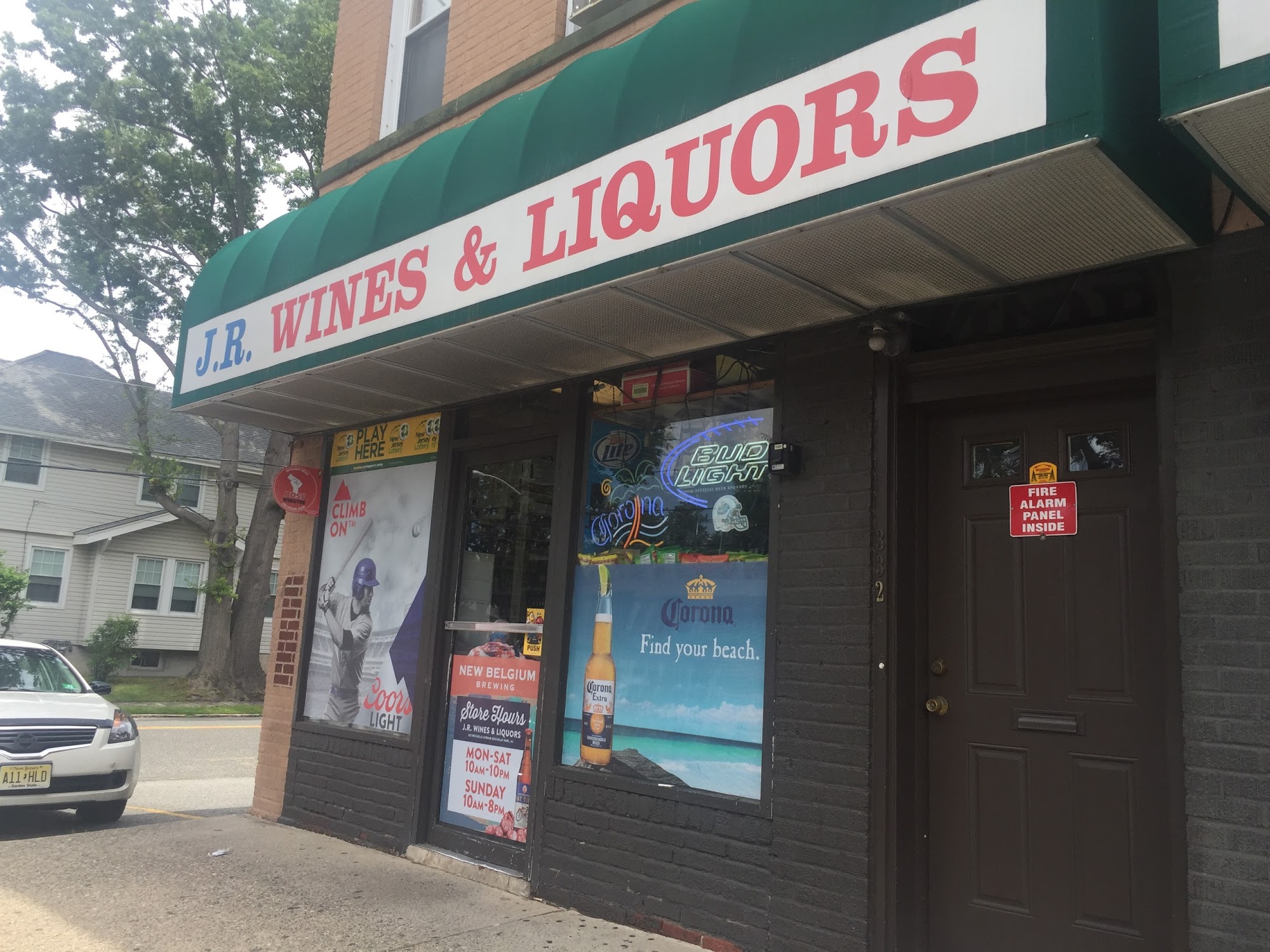 J R Wine & Liquors