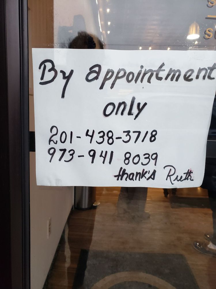 Rutsos Barber Shop