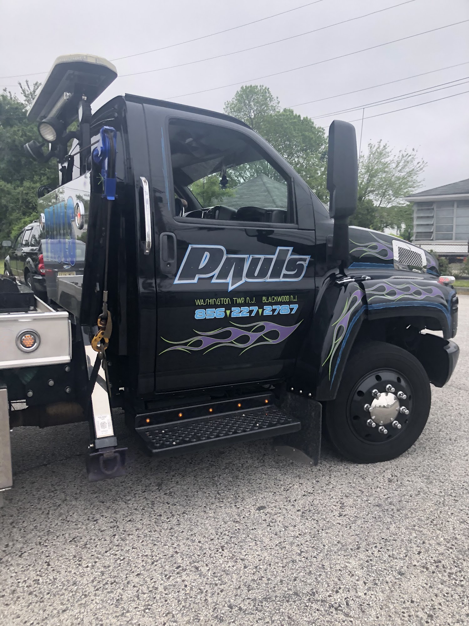 Pauls Service Center & Towing